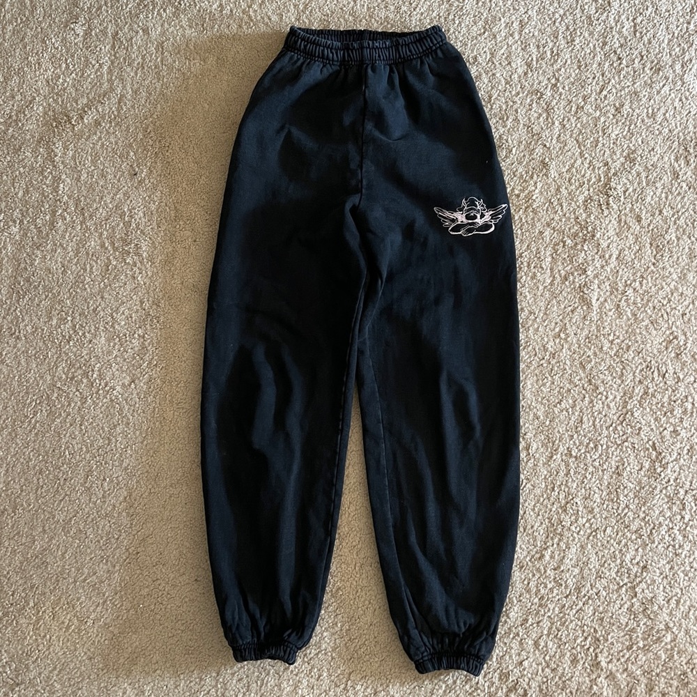 Boys Lie Sweatpants (Black). Size Small.